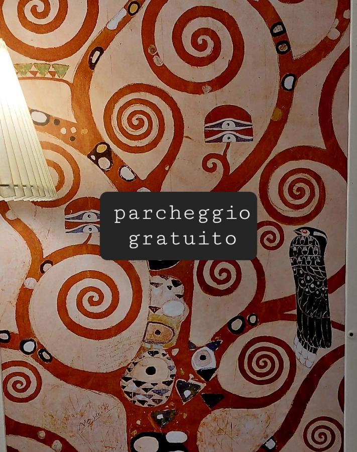 Апартаменти La Piccola Oasi Con Parcheggio Флоренція Екстер'єр фото